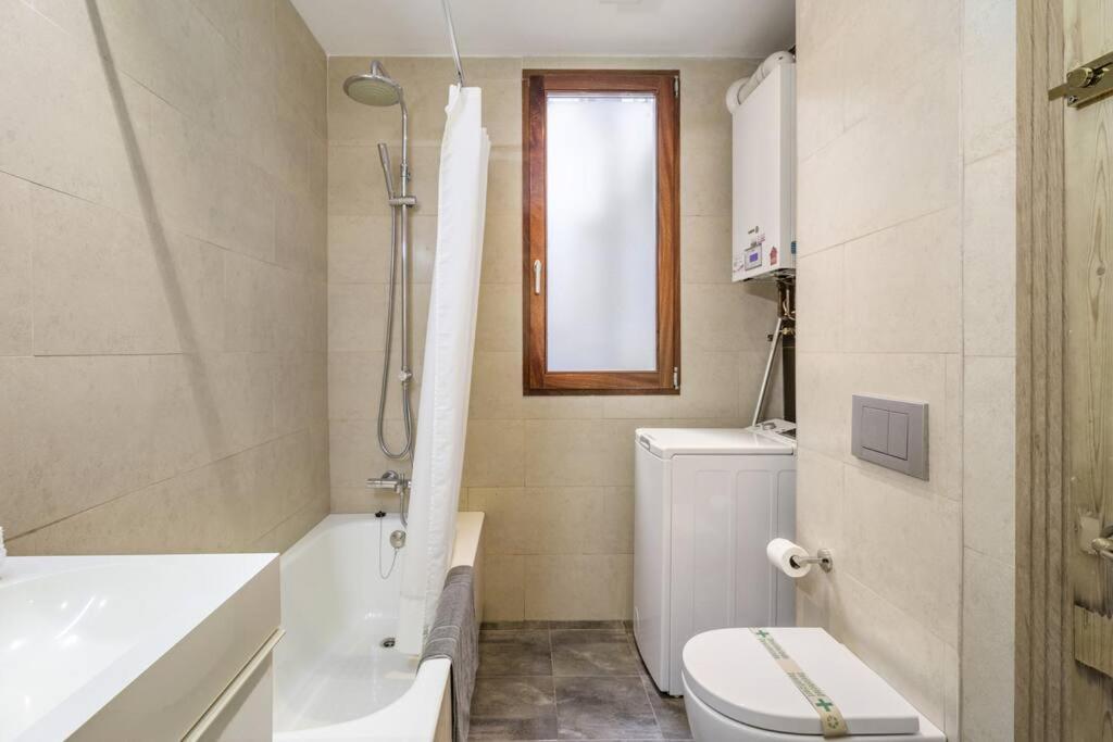 Sea Views In The Heart Of The Old Town Apartman Castro Urdiales Kültér fotó