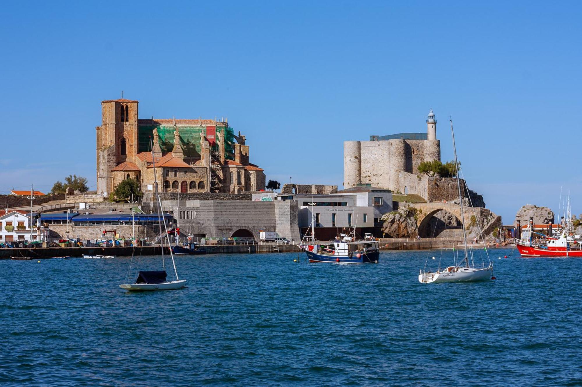 Sea Views In The Heart Of The Old Town Apartman Castro Urdiales Kültér fotó
